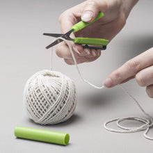 Load image into Gallery viewer, Pen to pocket scissors