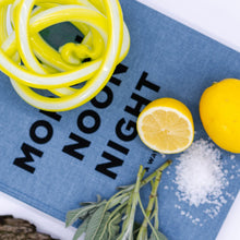 Load image into Gallery viewer, Olor handpoured wax melt bar - coastal wood