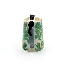 Load image into Gallery viewer, Milk jug - cat