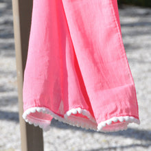 Load image into Gallery viewer, Shruti Scarf, Trim Pink and White
