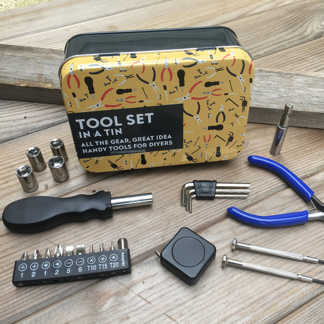 Tool set in a tin
