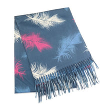 Load image into Gallery viewer, Feathers scarf - navy
