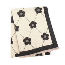 Load image into Gallery viewer, Block flowers scarf - black
