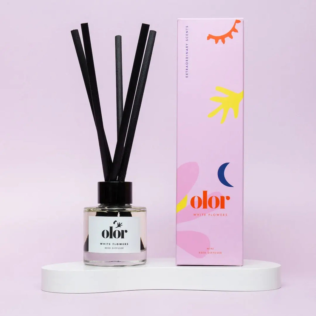 Olor handpoured mini reed diffuser - white flowers