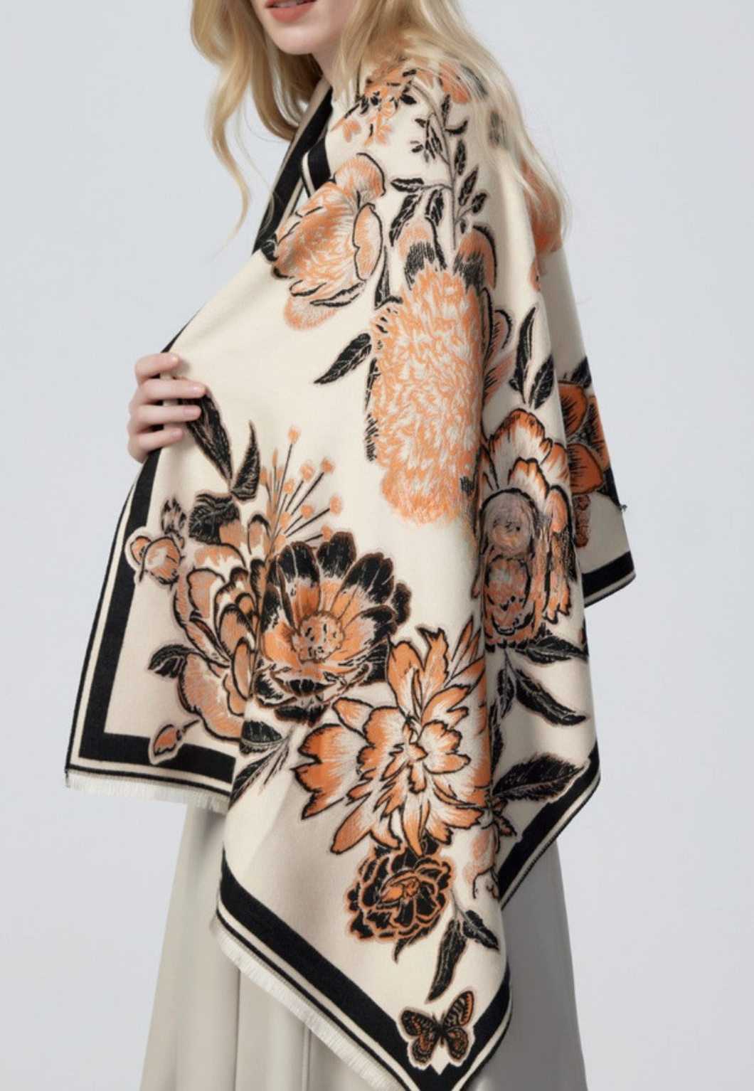 Scarf - orange / black