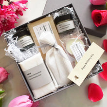 Load image into Gallery viewer, Luxury organic spa gift set - rose maroc
