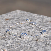 Load image into Gallery viewer, JOMA-  Three diamond bracelet
