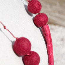 Load image into Gallery viewer, GIST Jewellery-  Rasberry felt ball and wooden bead necklace
