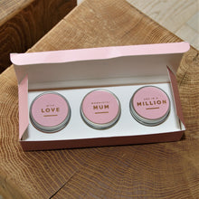 Load image into Gallery viewer, &#39;Wonderful Mum&#39; boxed candle trio
