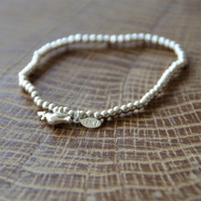 Load image into Gallery viewer, JOMA- &#39;A Little Peace&#39; bracelet
