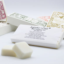 Load image into Gallery viewer, Box of 8 Wax Melts - Rhubarb Rhubarb by Agnes &amp; Cat
